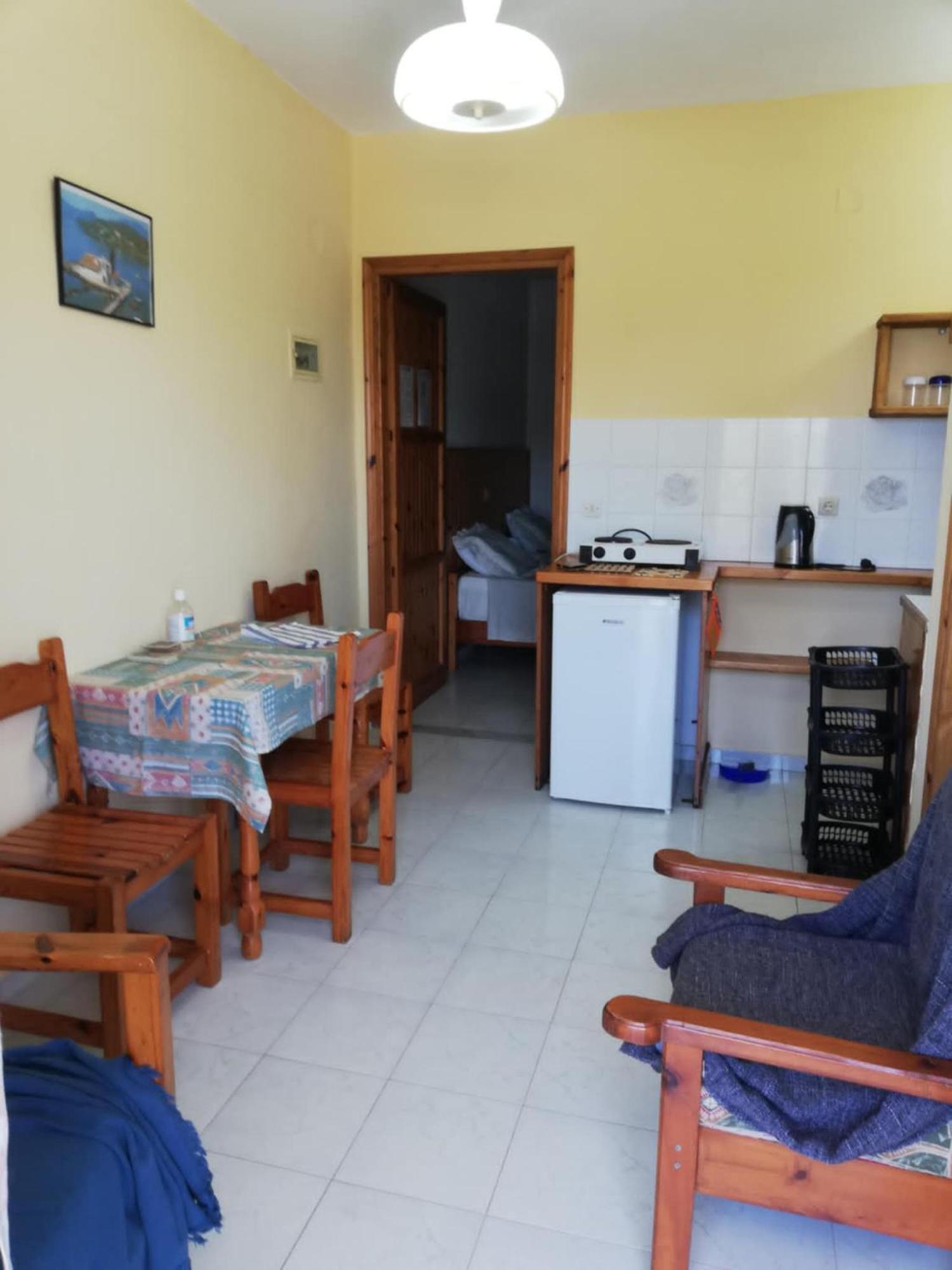 Lakis Apartments Acharavi  Luaran gambar